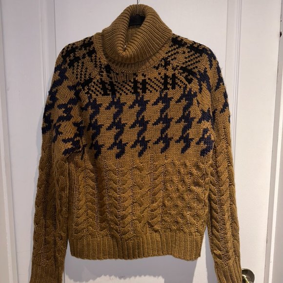 JOHN & JENN Turtle Neck Sweater - Picture 1 of 3